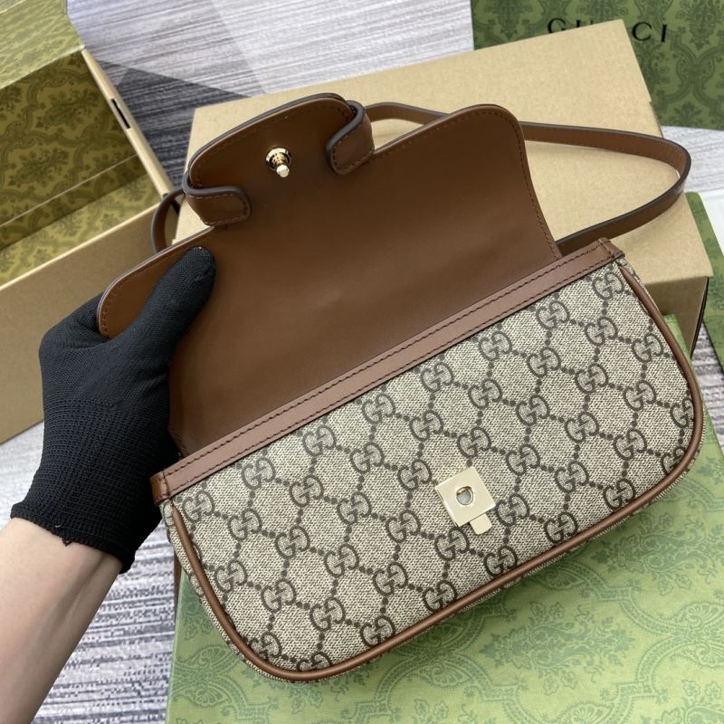 Gvc*1 horsebit bags